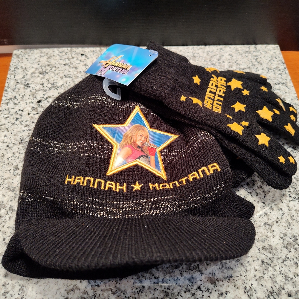 Hannah Montana Knit Hat & Gloves Set (2 Pcs.) Backstage Brand. Stars Miley Cyrus